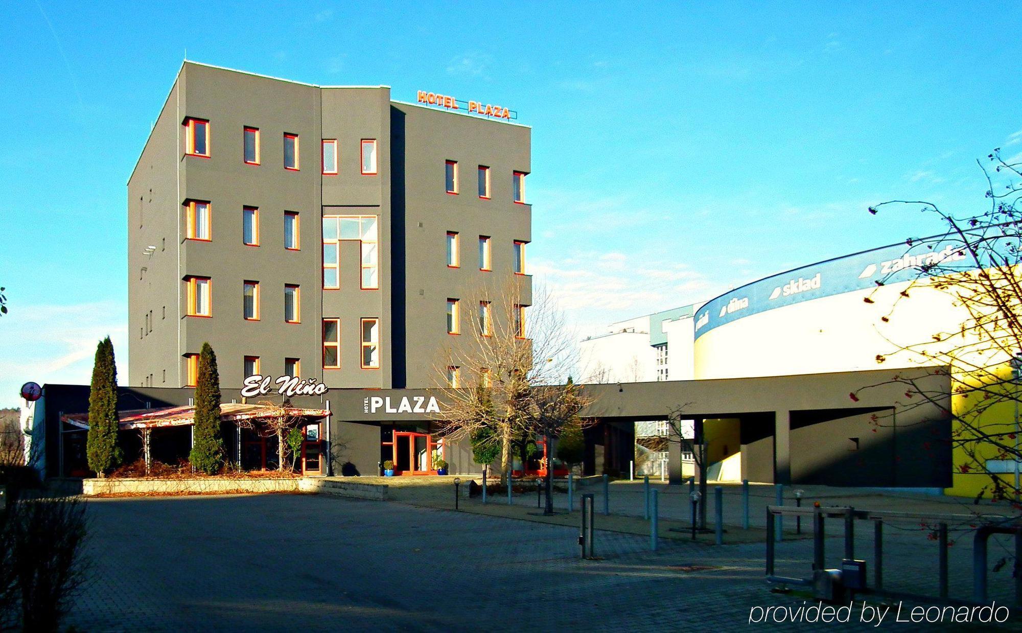 Hotel Plaza Mlada Boleslav Exterior photo